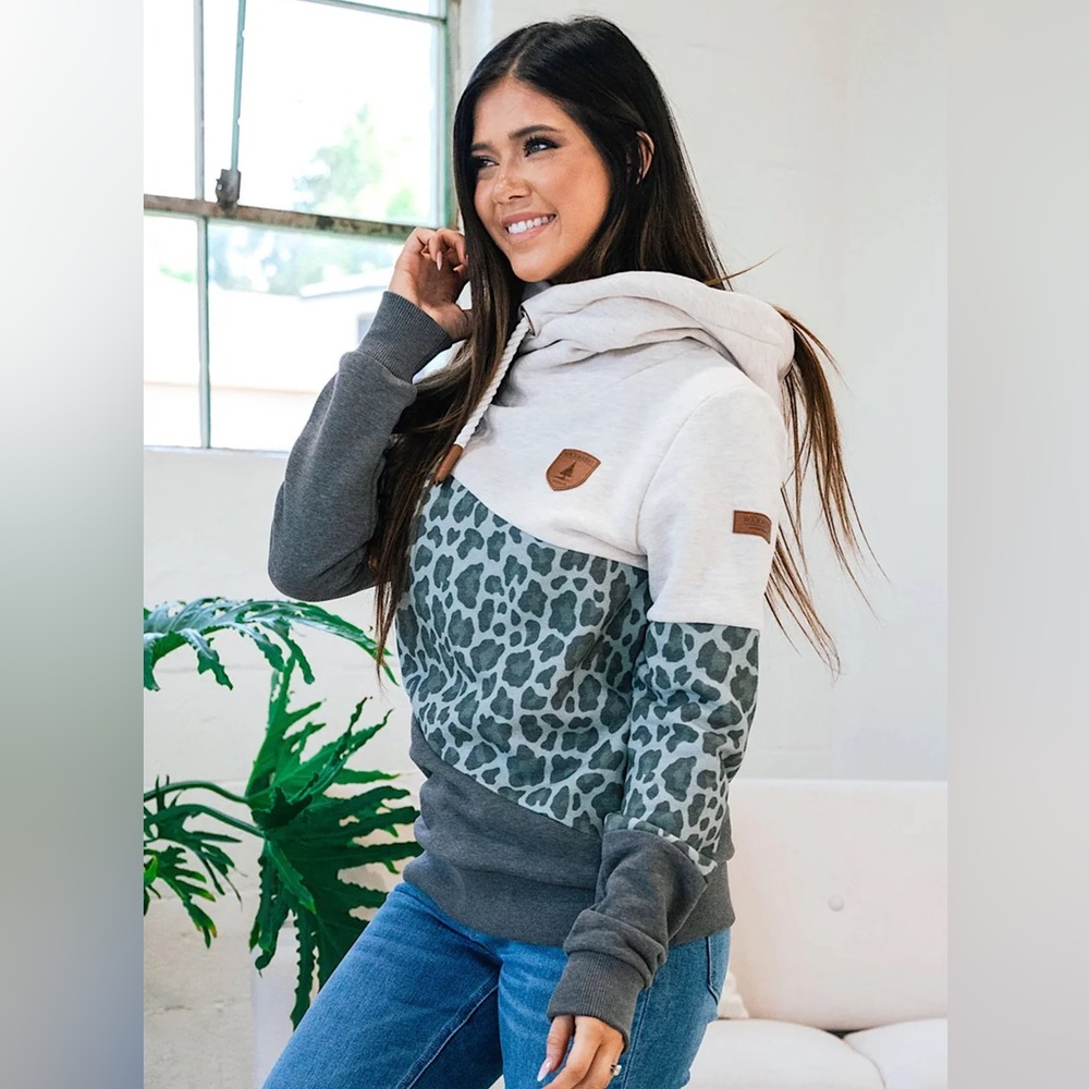 Wanakome Cream Adventure Hoodie